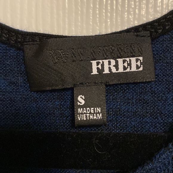 BOGO FREE Wilfred Free Tank Top - Picture 2 of 3